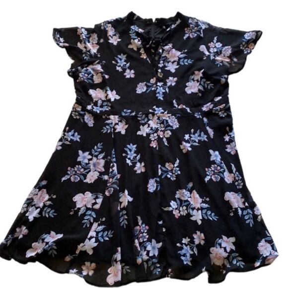 Torrid Plus Size 3X Black Floral Print Cocktail Party Career Summer Mini Dress - Picture 4 of 12